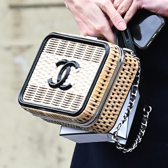 宋茜郑秀晶同款帽子,宋茜帽子