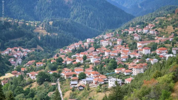 别只去英国法国了,欧洲还有个保加利亚,景美人美还便宜