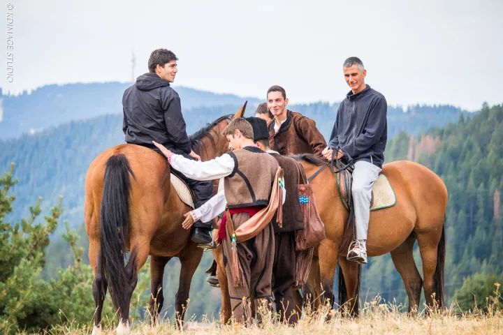 别只去英国法国了,欧洲还有个保加利亚,景美人美还便宜