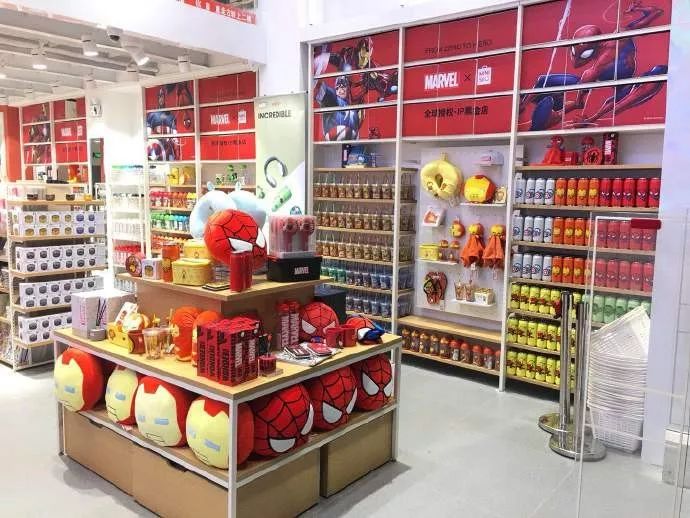 “线下拼多多”也要IPO了！“十元店”名创优品能走多远？