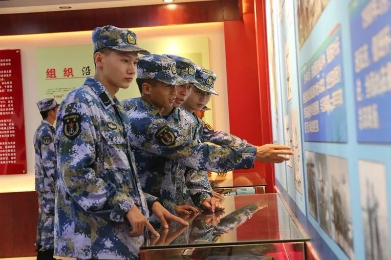 00后新兵呈现的新特点及措施,新兵前后对比照