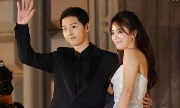 宋慧乔宋仲基离婚后的变化,宋慧乔和宋仲基离婚后谁发展更好