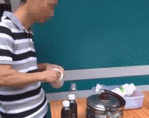 热点丨街头“特效”凉茶包医病？减肥零食起效劲？警方查获的这些东西全都加了料