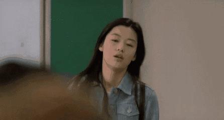 谁说女明星都能当美妆博主,女明星中谁可以抢美妆博主工作呢