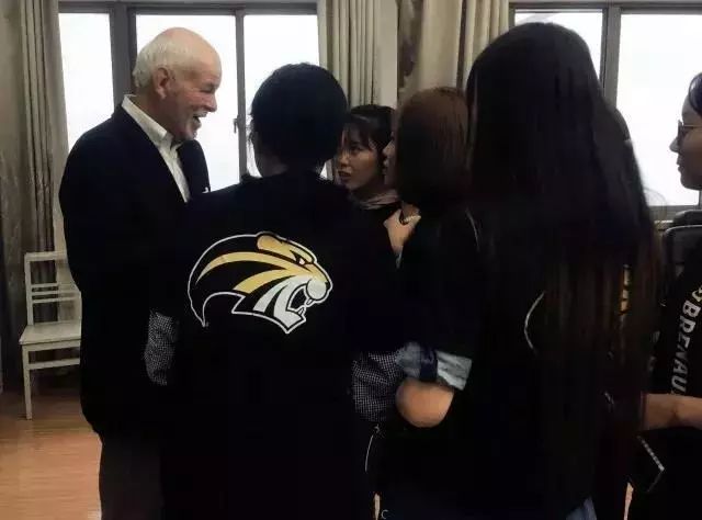 招生季欢迎投稿,招生季欢迎留言