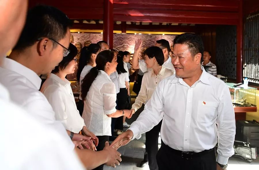 守初心悟初心践初心主题教育,守初心践初心悟初心微党课