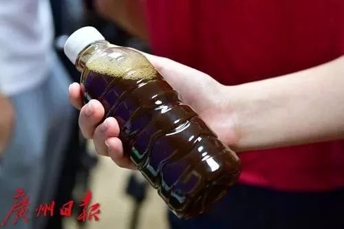 热点丨街头“特效”凉茶包医病？减肥零食起效劲？警方查获的这些东西全都加了料