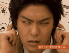 耳朵发烧有什么征兆,耳朵发烧是有人想你吗