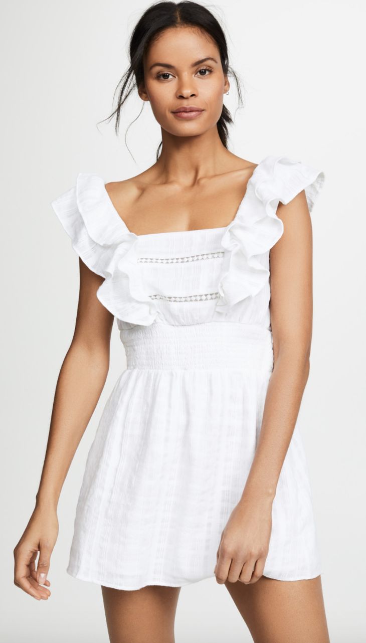 关晓彤穿绿丝绒裙大波浪,慵懒小黑裙关晓彤同款