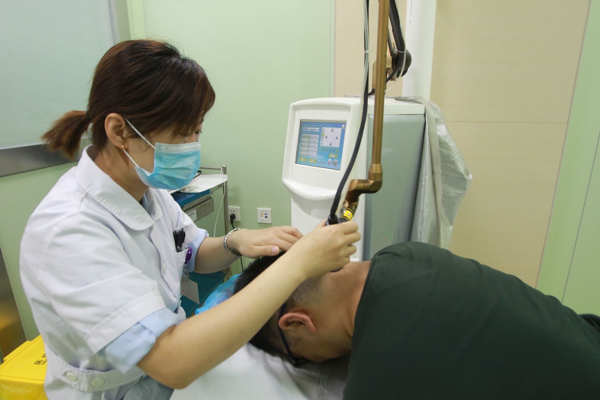 德州市人民医院耳鼻喉科、肿瘤科、皮肤科、PICC门诊顺利迁入新门诊楼