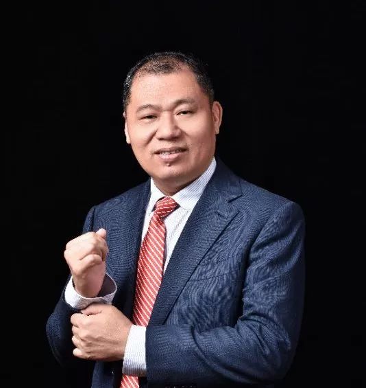 一袭白衣救死扶伤文章,一袭白衣救死扶伤