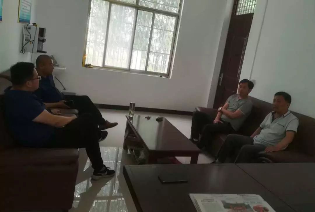 第一书记是支部第一书记吗,驻村第一书记和支部第一书记