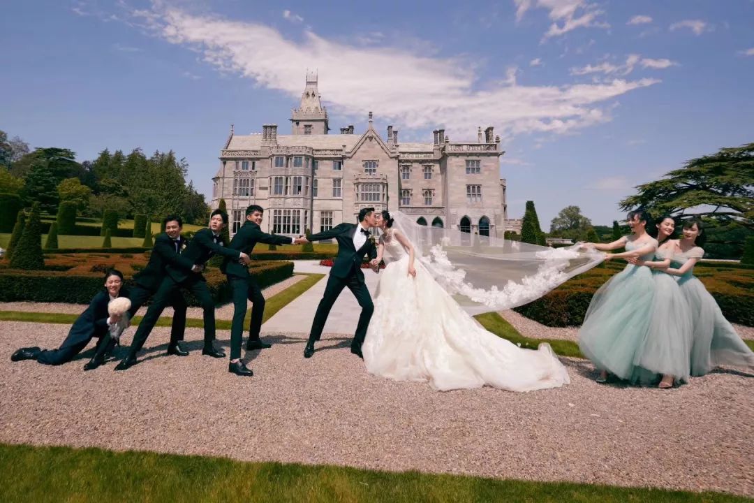 张若昀唐艺昕伴郎刘昊然,唐艺昕张若昀刘昊然当伴郎