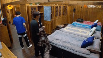 团购预告|《小牛顿成语故事》、AR奇遇地球仪、小度在家1C智能家庭助手