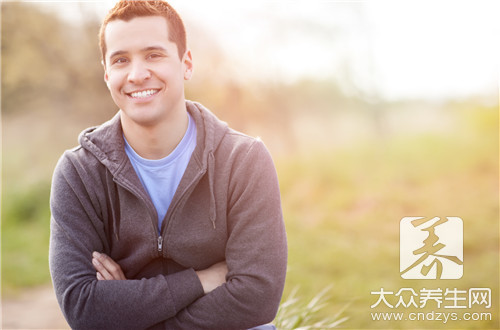 一直不硬是怎么回事,不硬是咋回事