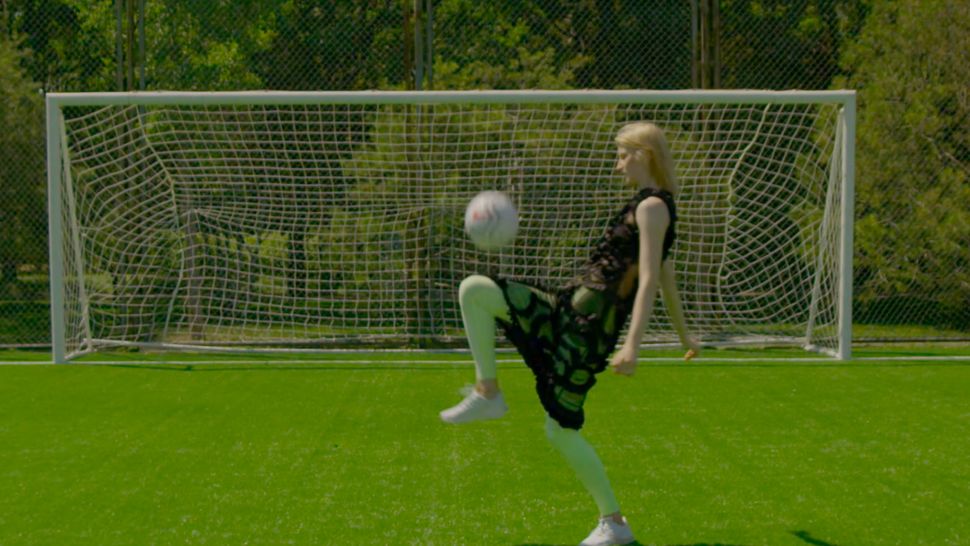 6个以足球元素为核心的搭配|HYPEBAE打造「足球BAE」造型特辑