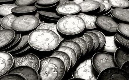 在民国一块大洋相当于100块,民国一块现大洋能买多少东西