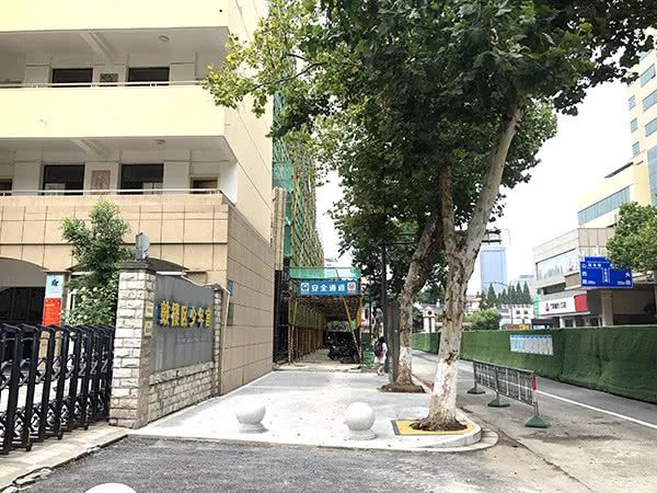 南京拉萨路小学拆迁吗,拉萨路小学搬迁
