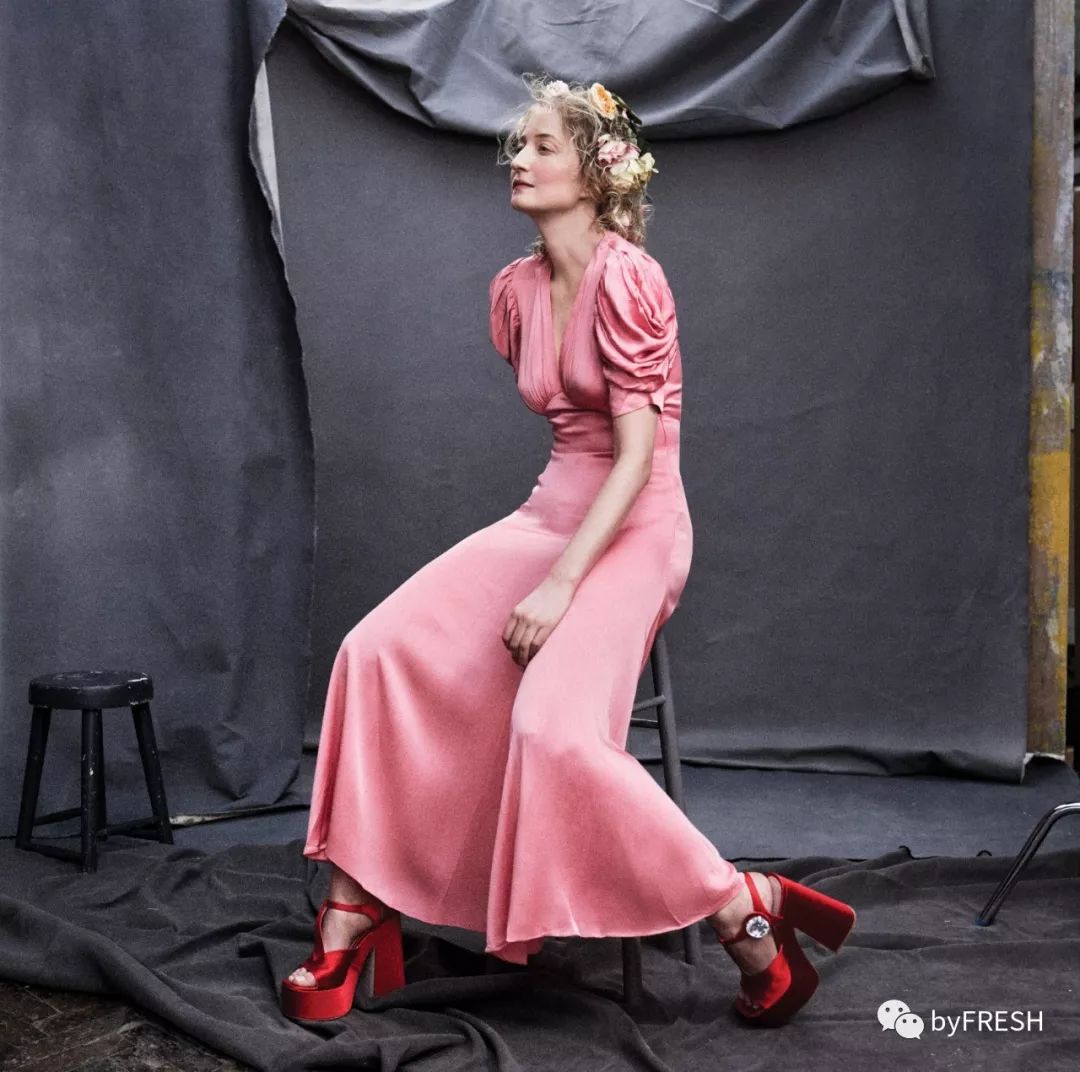 不想上班不想工作只想呆在家里,不想上班不想上学只想混吃等死