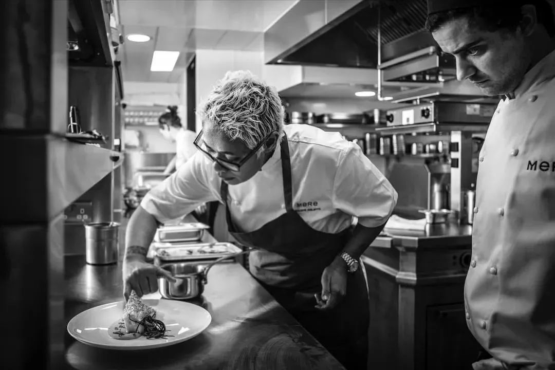 浠や汉鎯婂鐨勯厭搴楃邯褰曠墖,浠や汉鎯婂徆鐨勯厭搴楃邯褰曠墖