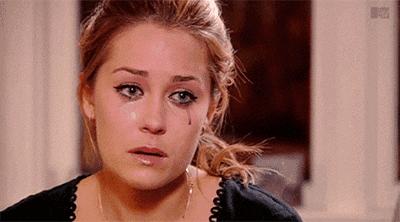 隆胸后平躺假体移位吗,隆胸后三天躺着痛坐起来不痛