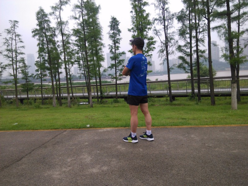 adidasclimacool清风跑鞋,adidas清风系列climacoolvento跑步鞋