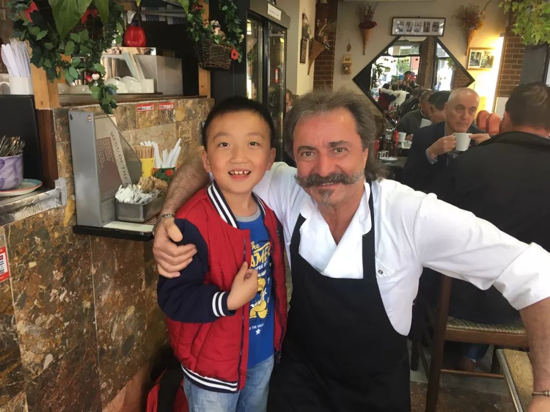 初二休学一年环游世界,夫妻休学带孩子环游世界