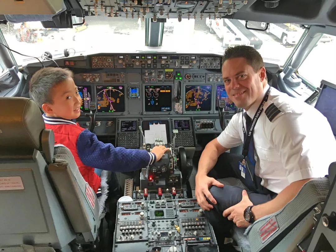 初二休学一年环游世界,夫妻休学带孩子环游世界