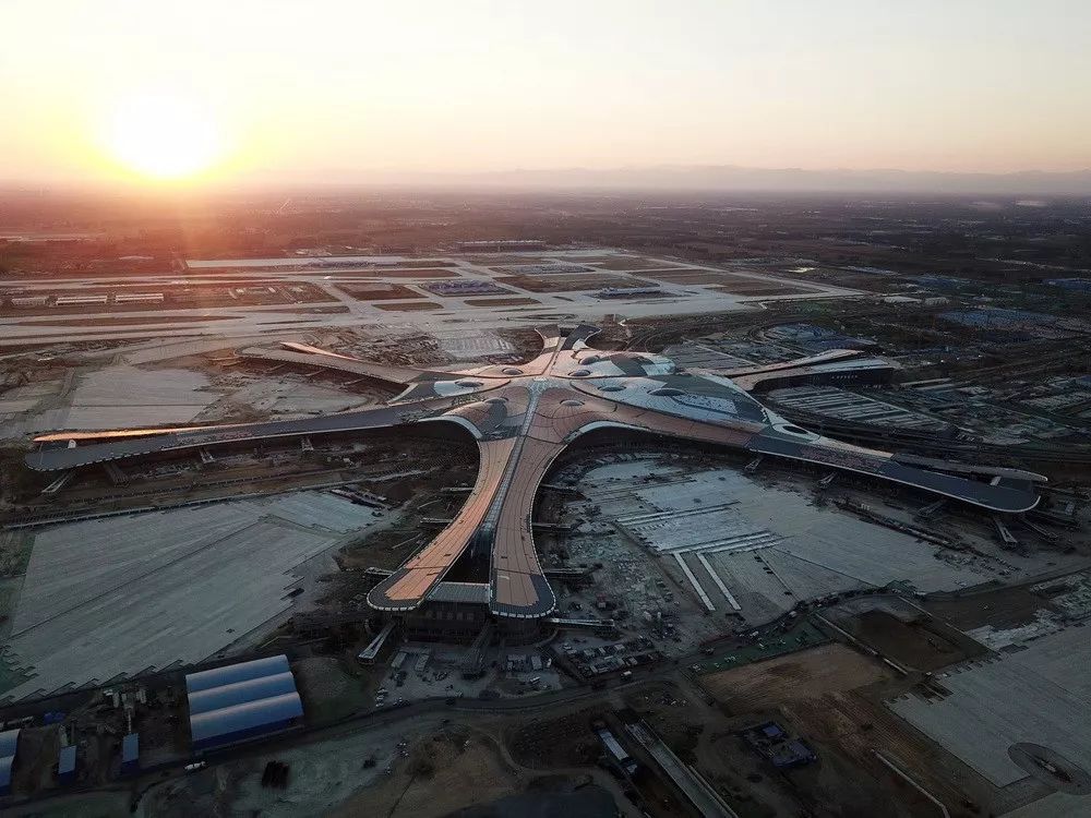 北京大兴机场最新照,北京大兴机场建造