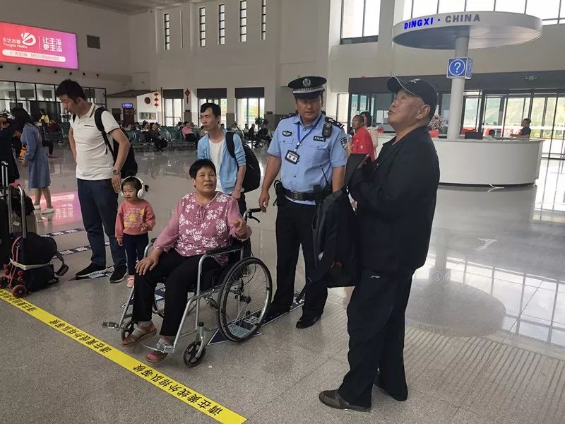 铁路暑运圆满收官,春运火车回家指南