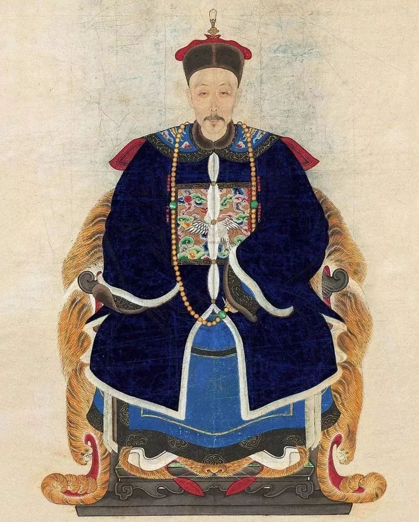 有了这三款宫里来的“护身福”，下半年的水逆统！统！退！散