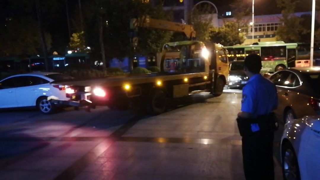 法院以雷霆之势掀起执行风暴,法院执行攻坚雷霆行动