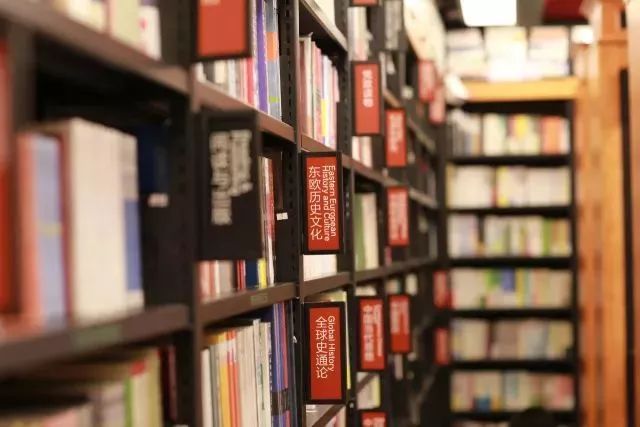 有哪些多元化的书店,当下书店的生存之道