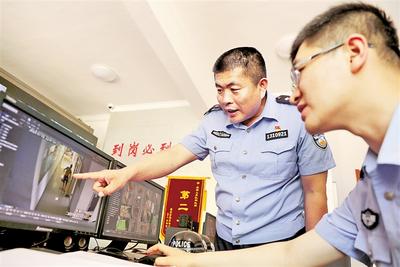 高墙的守卫者,高墙内的防疫卫士老孟