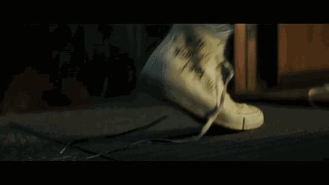 中国60年前造了双小白鞋,法国人一夜“偷走”赚翻了!今天它潮回来了