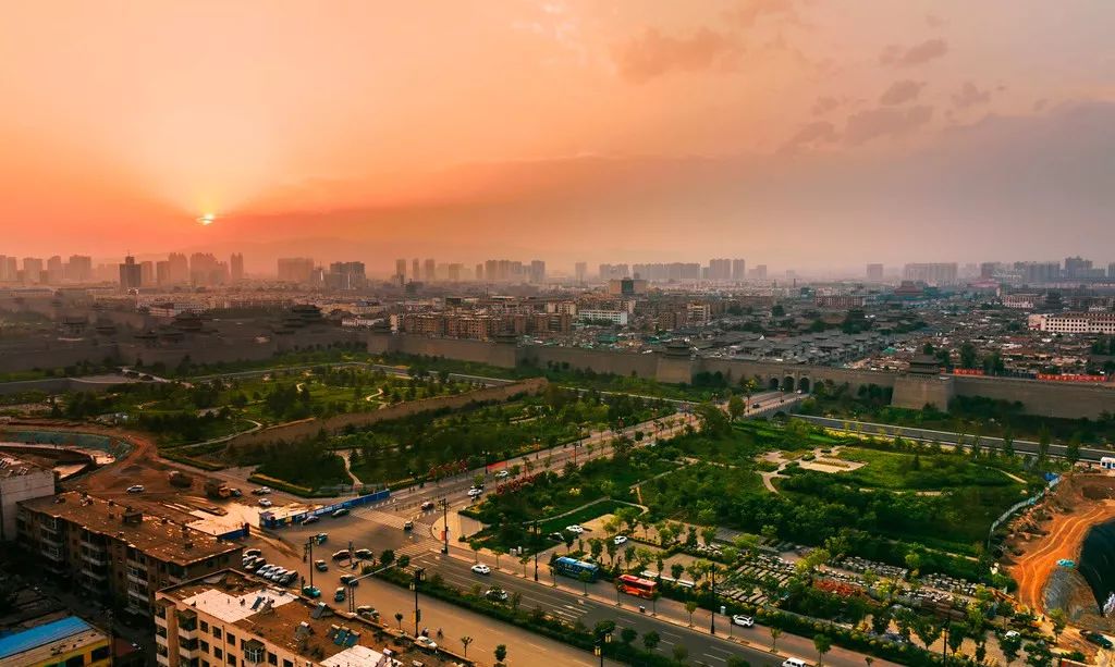 一面批评一面认可两极化口碑的背后是大同的挣扎|凤旅观察