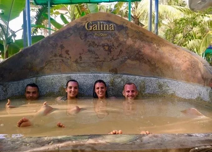 亲子乐园玩嗨全场,亲子游玩一天之内玩过瘾