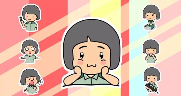 戏精！这个大妈级“美女上校”露馅后，到了法庭上还在“演”