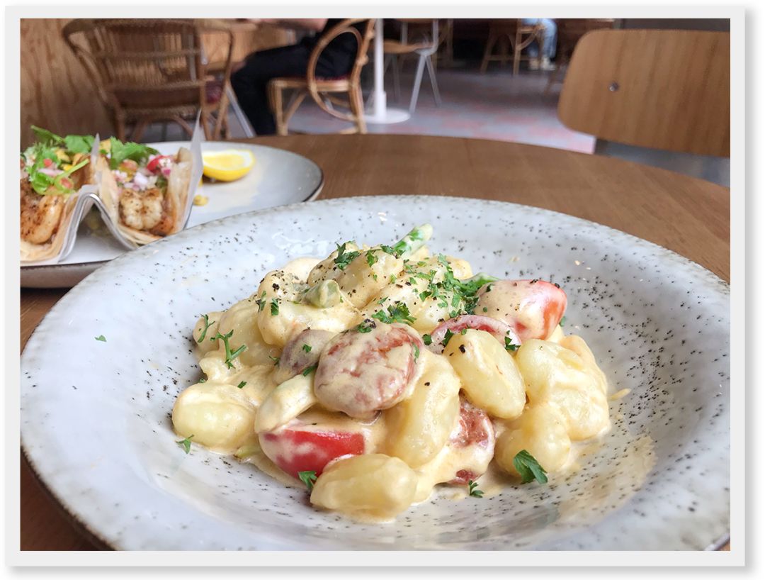 上海小南门探店,上海探店吃到白冰吃过的芝士