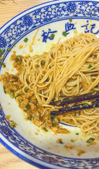 上海小南门探店,上海探店吃到白冰吃过的芝士