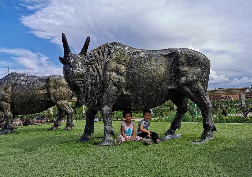 新疆英吉沙小刀村旅游,喀什自驾英吉沙