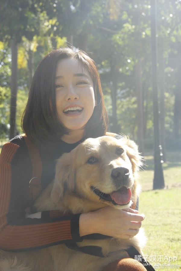 旧版还珠格格中令妃娘娘是谁,新还珠令妃娘娘是谁演的