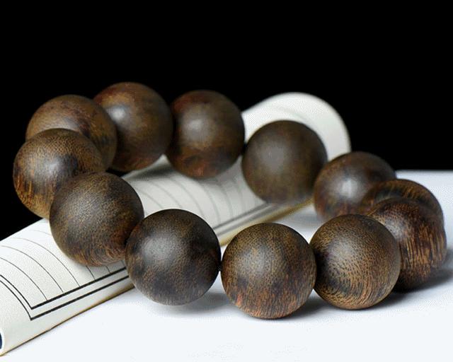 沉香木手串有保养功效吗,沉香手串能抗癌吗