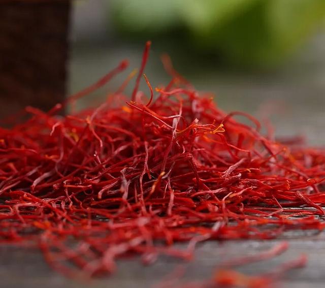 藏红花补血的禁忌,喝藏红花补血的喝多了会发烧嘛