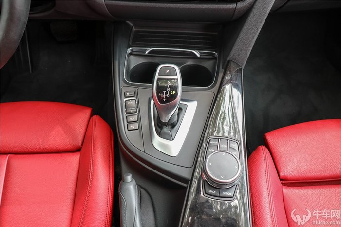 最新款宝马3系gt330,gta最难见到的车