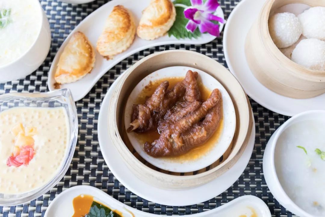 早茶自助餐38元青岛,青岛颐中皇冠假日酒店早茶