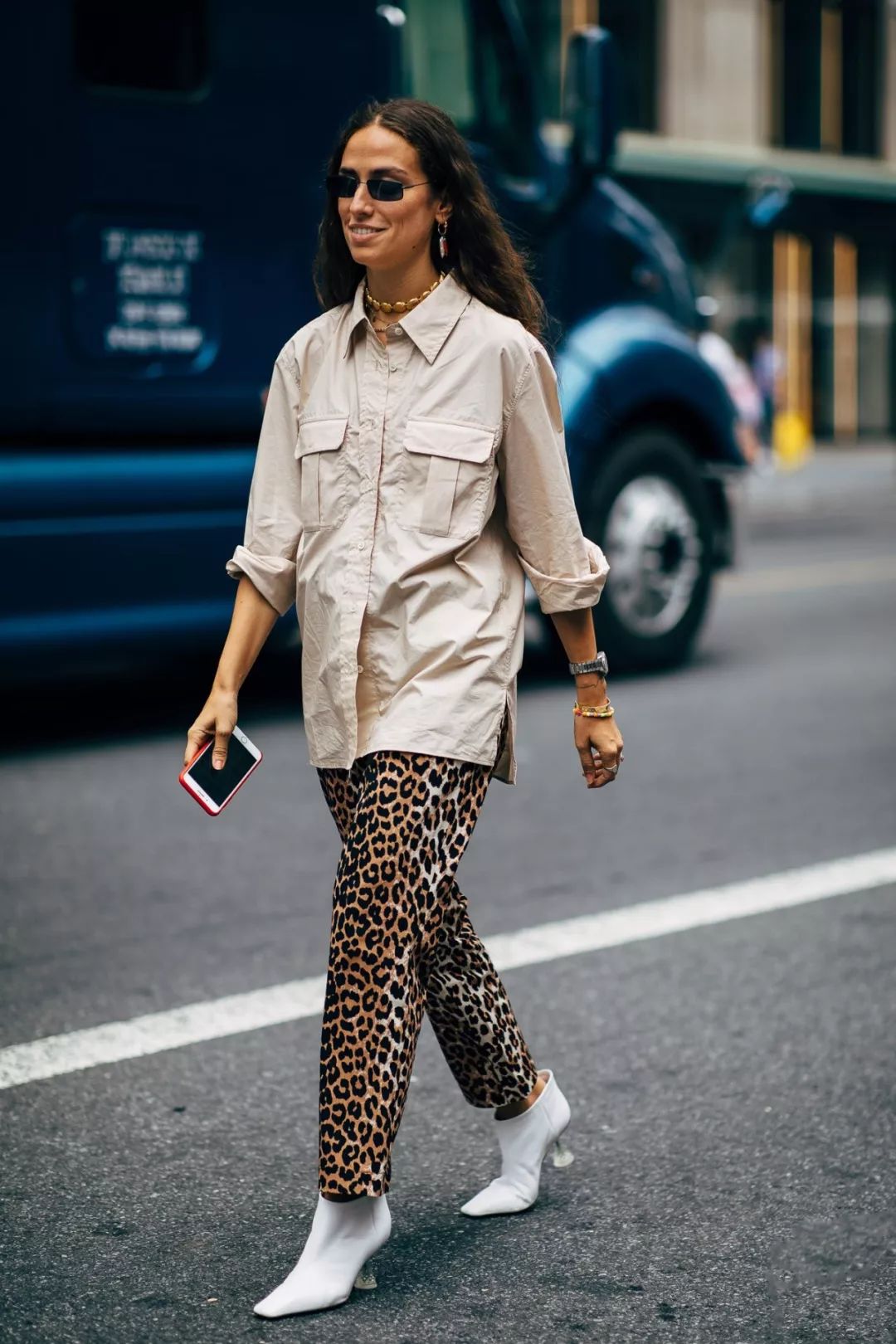 豹纹怎么穿不俗气,豹纹怎么穿出高级感