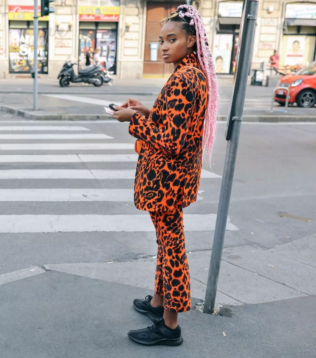 豹纹怎么穿不俗气,豹纹怎么穿出高级感