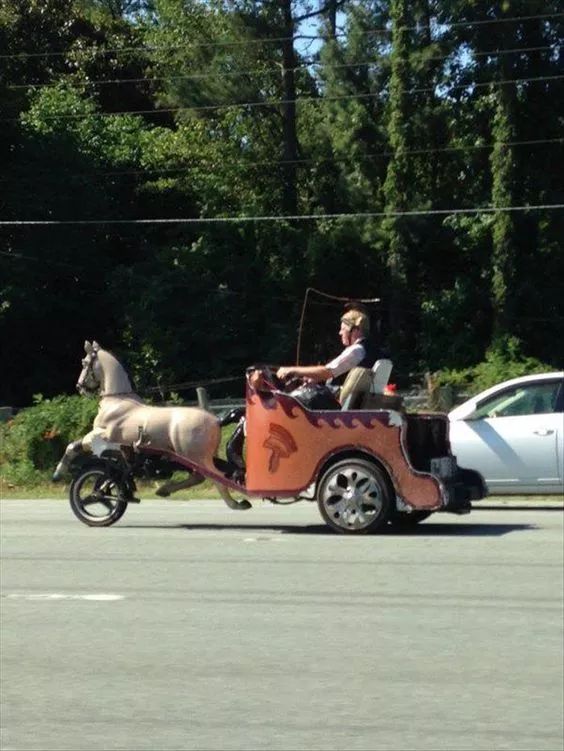 最奇怪搞笑的车,世界上又搞笑又可怕的汽车