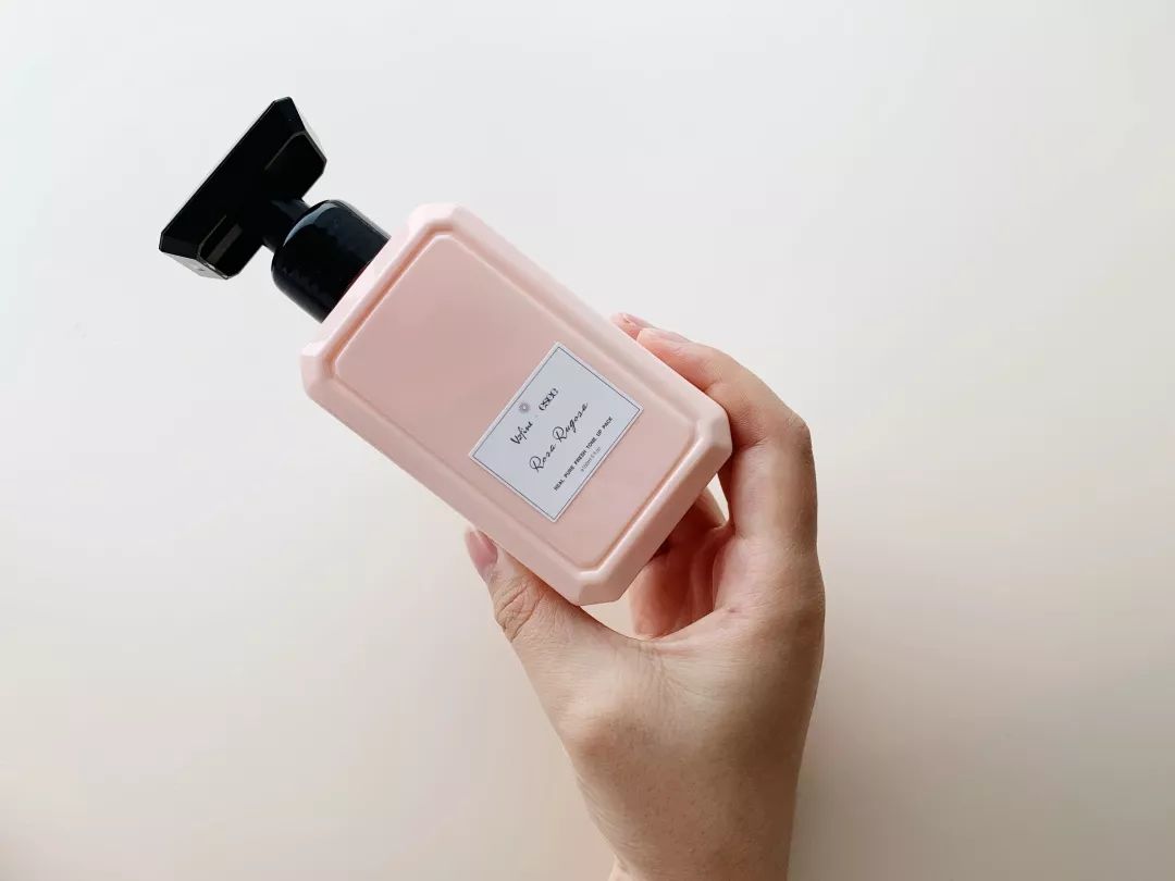 这个美白神器,3分钟让你素颜也能白成牛奶肌